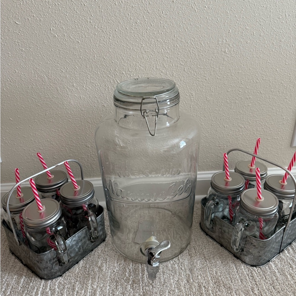 The Spring Shop Clear Glass Beverage Dispenser Set